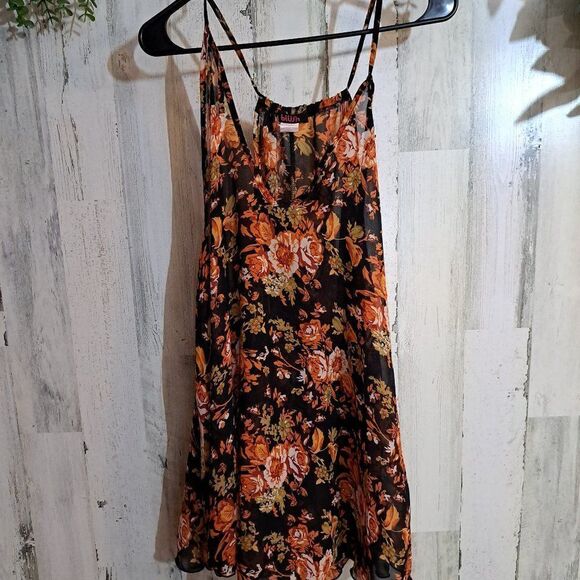 Blush Top  - Picture 1 of 4